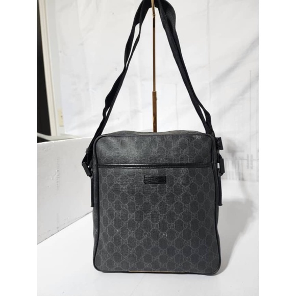 Authentic GUCCI GG Supreme Monogram Front Pocket Messenger Bag Black/Grey - Picture 1 of 16